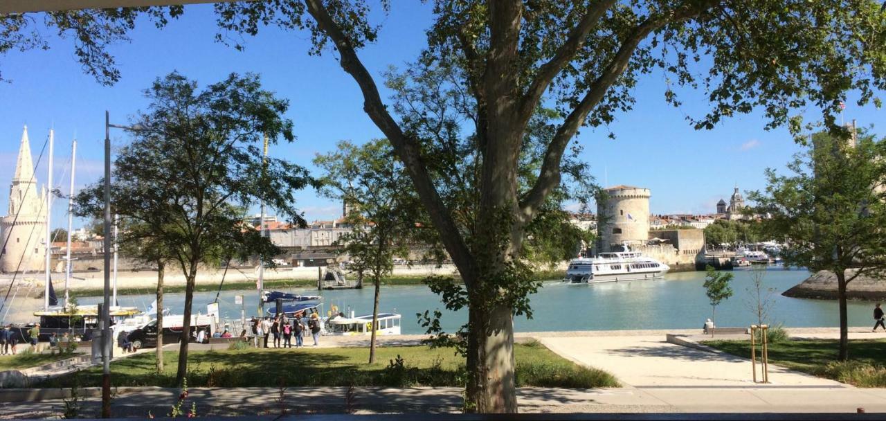 Апартаменти Vue Exceptionnelle Sur Les Tours ! Charme Et Tranquillite Ла-Рошель Екстер'єр фото